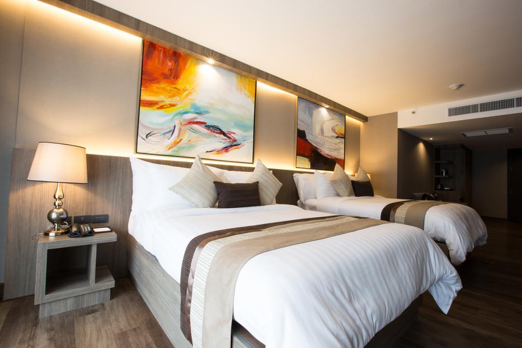 Arte Hotel - Sha Extra Plus Бангкок Экстерьер фото